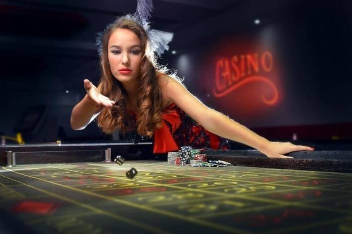 Philippines player browsing msw platform sports and casino categories on mobile